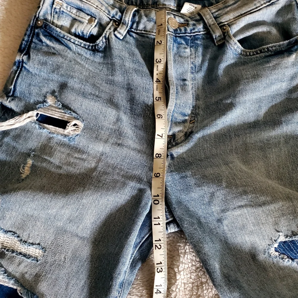 H&M mom jeans